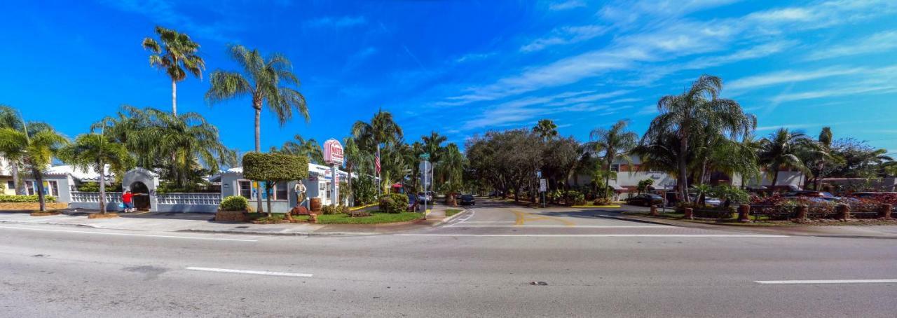 Richard'S Motel Hollywood Exterior photo